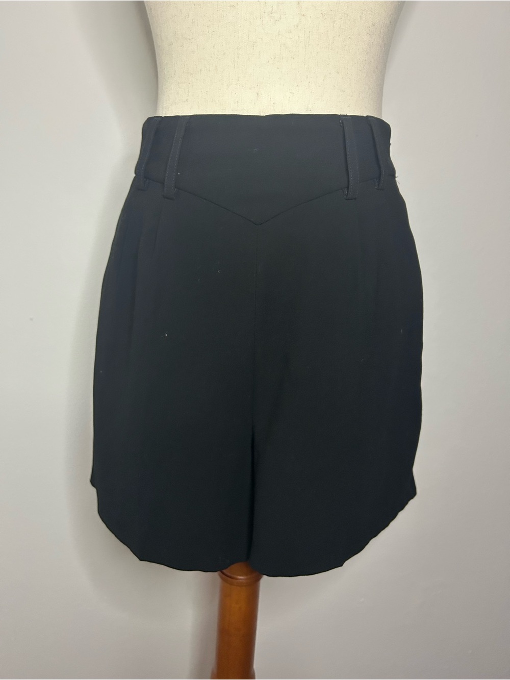 EXPRESS Black Tailored High-Waisted Shorts with Waist Interest and Belt Loops